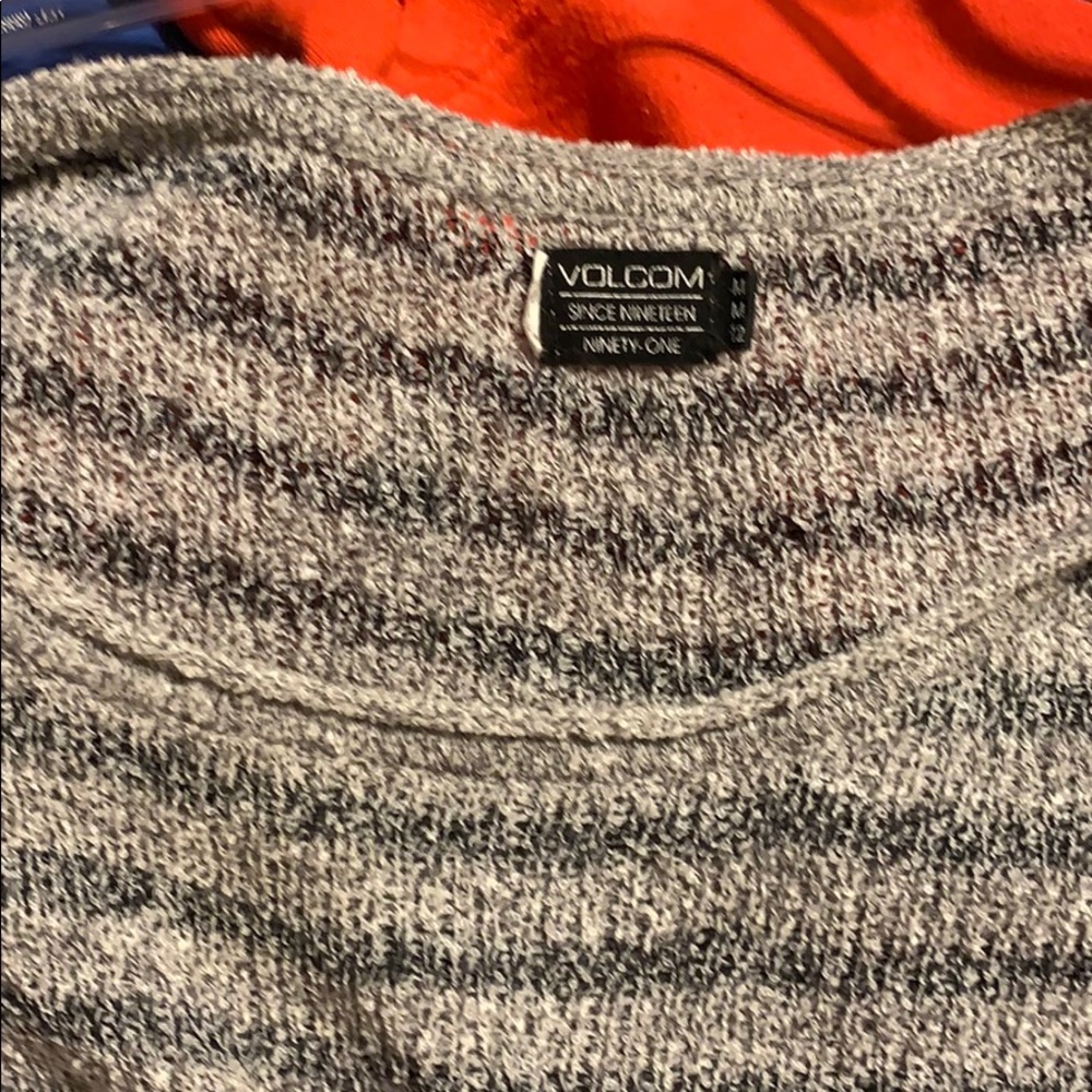Oversized volcom sweater
